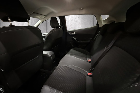 Ford Fiesta 13 of 30