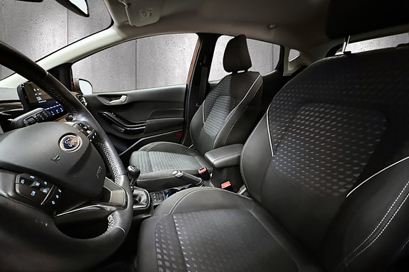 Ford Fiesta 10 of 30