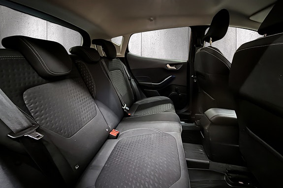 Ford Fiesta 16 of 30