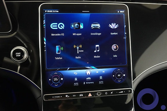 Mercedes-Benz EQS450 19 of 30
