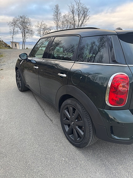 MINI Countryman Cooper SD 4 of 5
