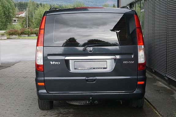 Mercedes-Benz Viano 5 of 5