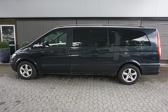 Mercedes-Benz Viano 3 of 5