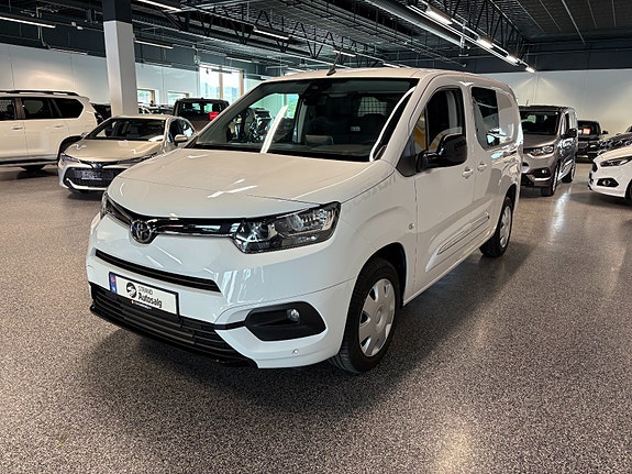 Toyota Proace City 3 of 5