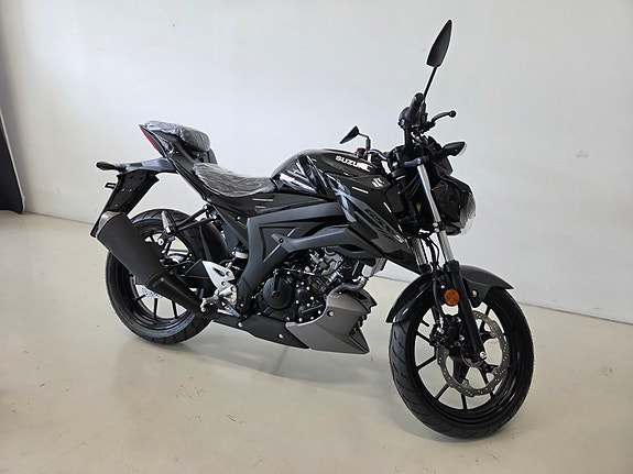 Suzuki GSX-S 125 2 of 3