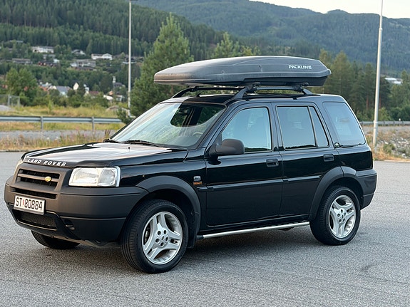 Land Rover Freelander 2 of 5