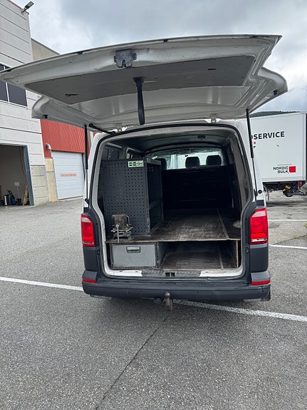 Volkswagen Transporter 7 of 12