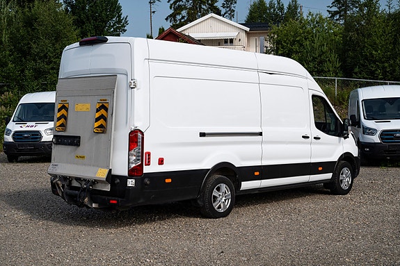 Ford Transit 5 of 5