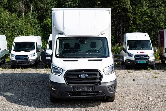 Ford Transit 3 of 5