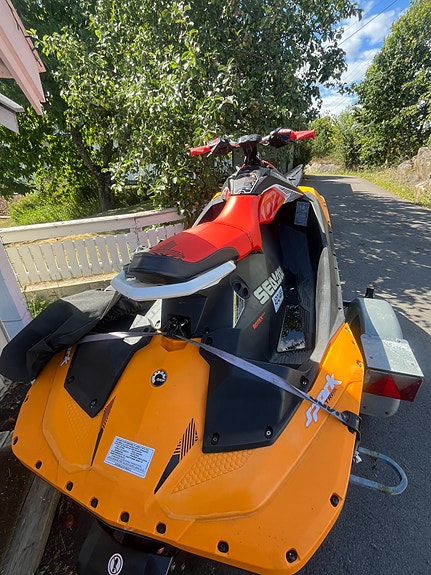 Sea Doo spark TRIXX 3 UP MED HENGER SELGES 4 of 5
