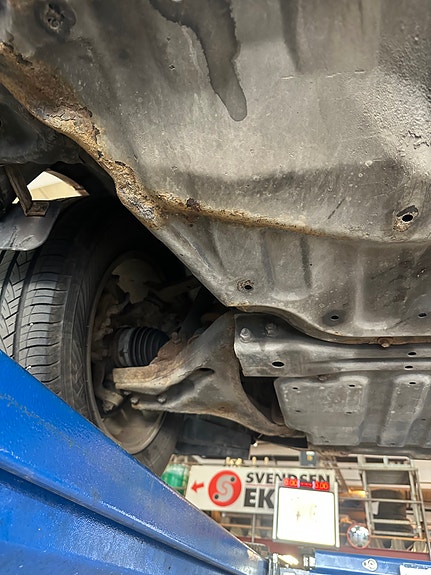 Mitsubishi Pajero 30 of 30
