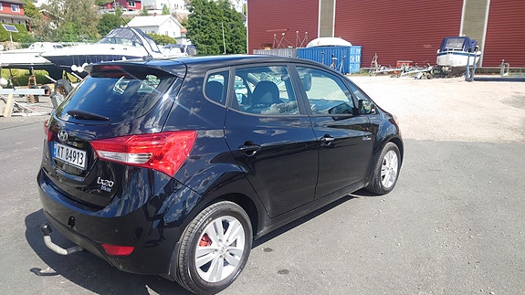 Hyundai ix20 2 of 5