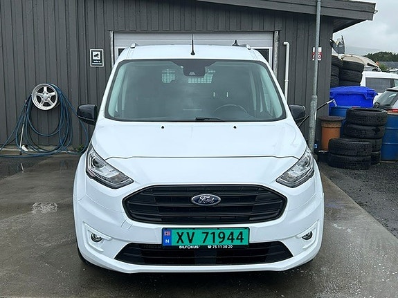 Ford Transit Connect 2 of 5