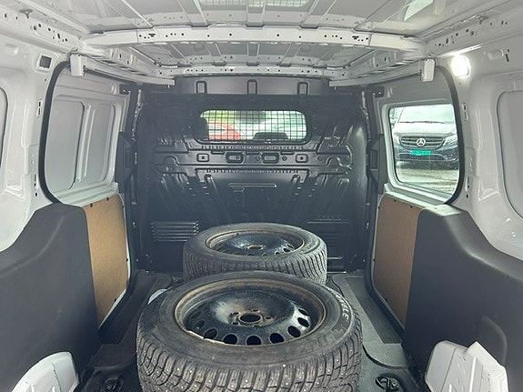 Ford Transit Connect 5 of 5