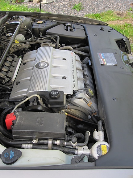 Cadillac STS 6 of 23
