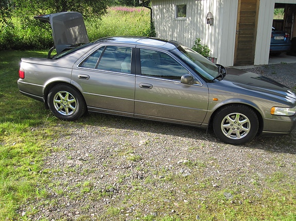 Cadillac STS 5 of 5