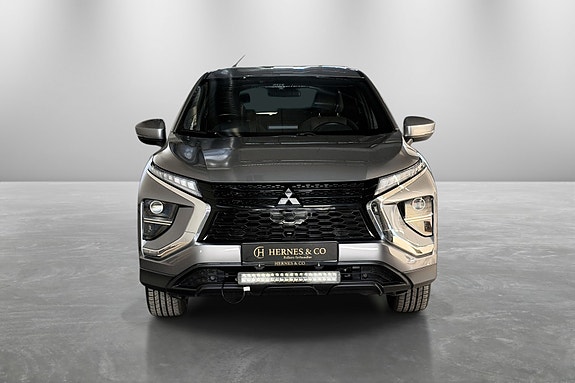 Mitsubishi Eclipse Cross 3 of 5