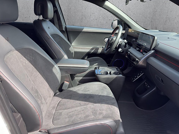 Hyundai Ioniq 5 16 of 23