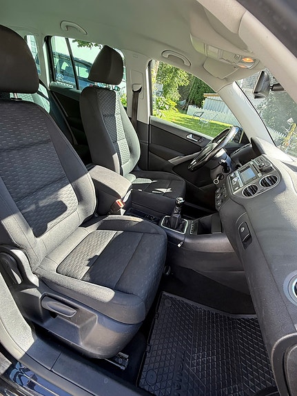 Volkswagen Tiguan 14 of 24