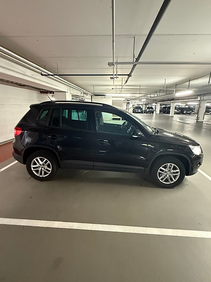 Volkswagen Tiguan 18 of 24