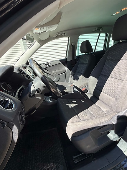Volkswagen Tiguan 9 of 24