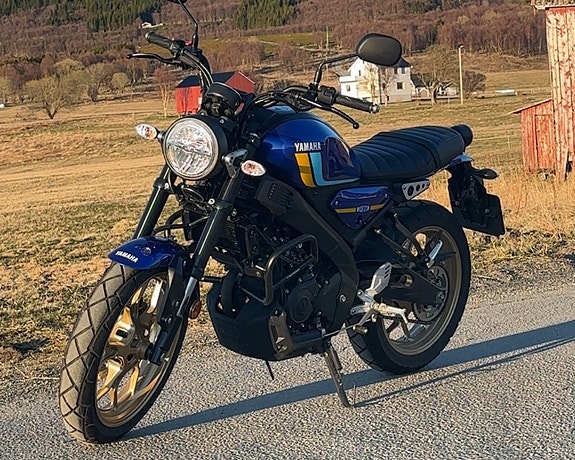 Yamaha XSR 125 2 of 6