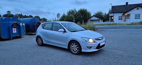 Hyundai i30 3 of 5