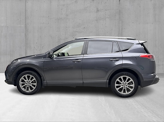 Toyota RAV4 5 of 25