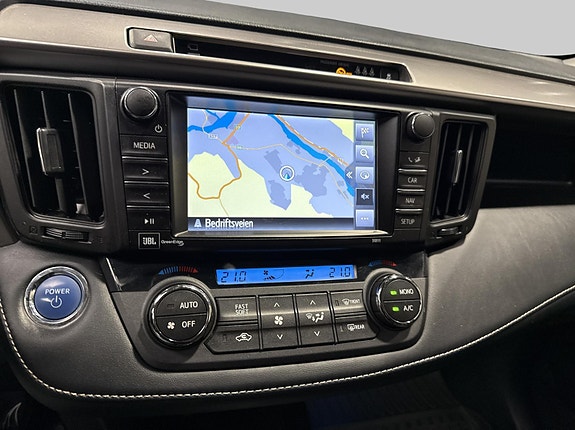 Toyota RAV4 12 of 25