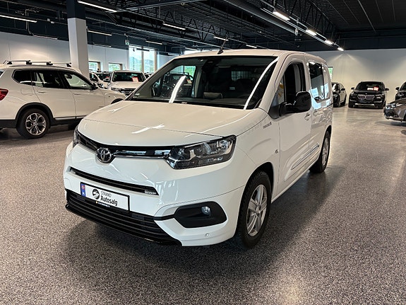 Toyota Proace City 3 of 5