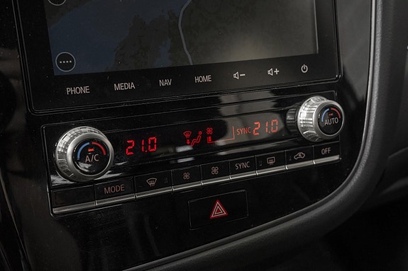 Mitsubishi Outlander 26 of 29
