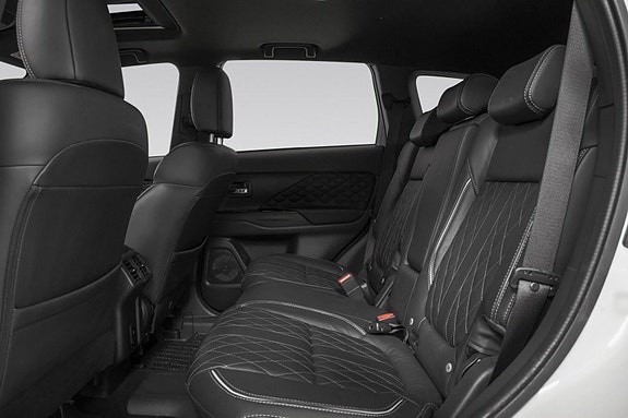 Mitsubishi Outlander 29 of 29
