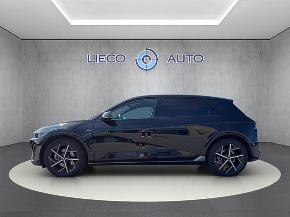 Hyundai Ioniq 5 2 of 23