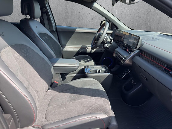 Hyundai Ioniq 5 17 of 23