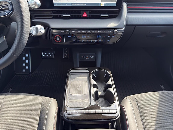 Hyundai Ioniq 5 13 of 23