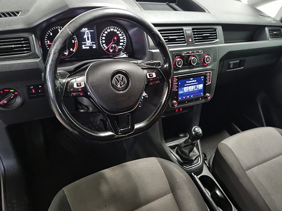 Volkswagen Caddy Maxi 12 of 30