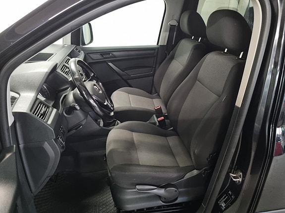 Volkswagen Caddy Maxi 10 of 30