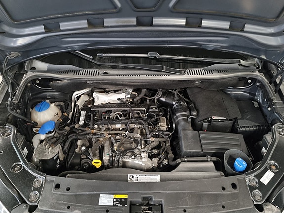 Volkswagen Caddy Maxi 26 of 30