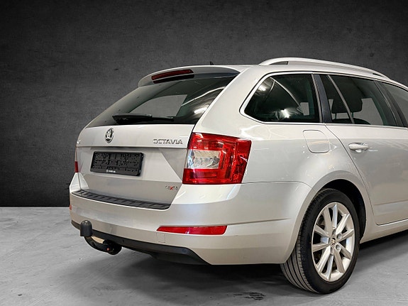 Skoda Octavia 4 of 5