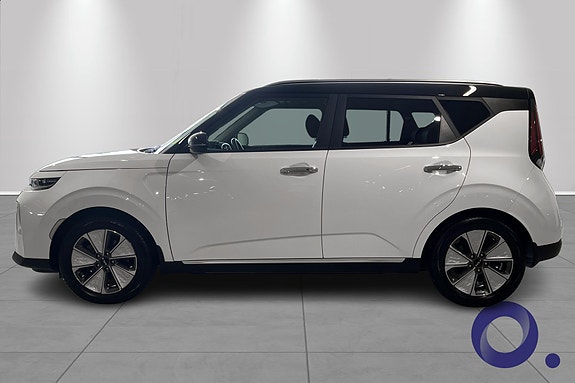 Kia e-Soul 2 of 5