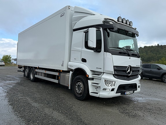 Mercedes-Benz Actros  2546 2 of 11