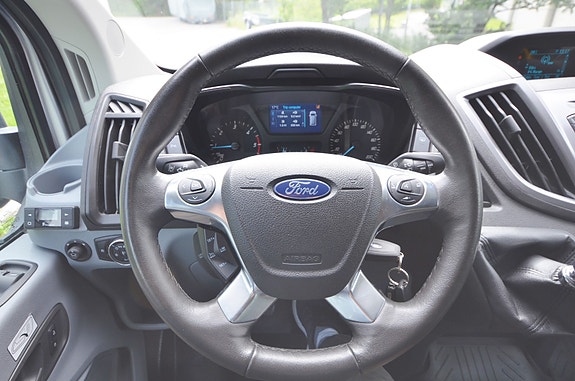 Ford Transit 14 of 30