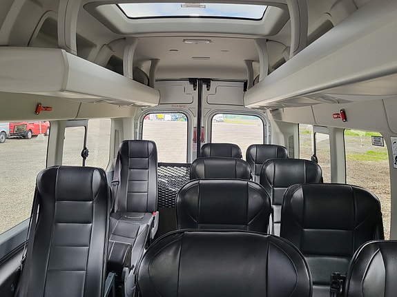 Ford Transit 30 of 30