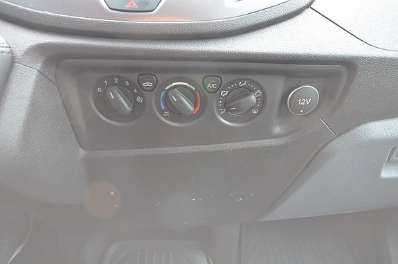 Ford Transit 18 of 30