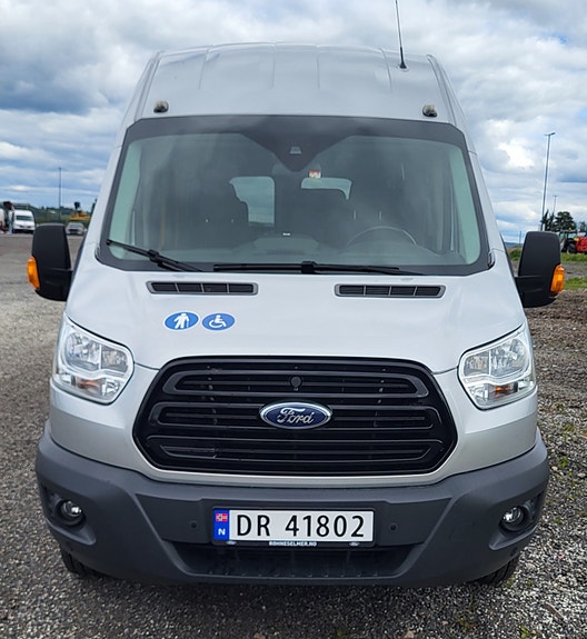 Ford Transit 8 of 30