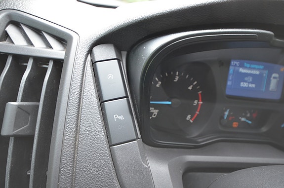 Ford Transit 21 of 30