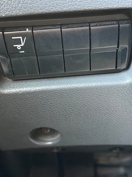 Mercedes-Benz Atego 8 of 16