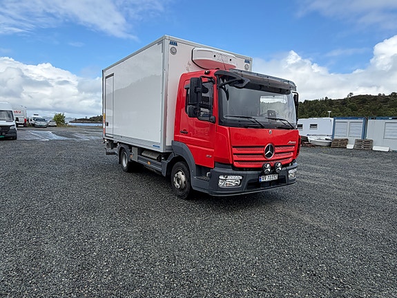 Mercedes-Benz Atego 3 of 16