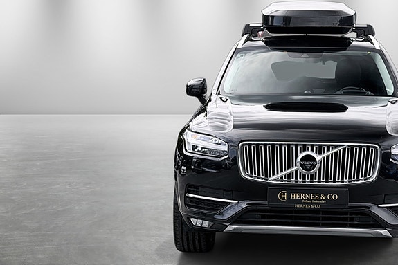 Volvo XC90 3 of 5