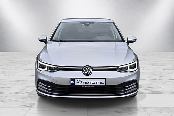 Volkswagen Golf VIII 3 of 5